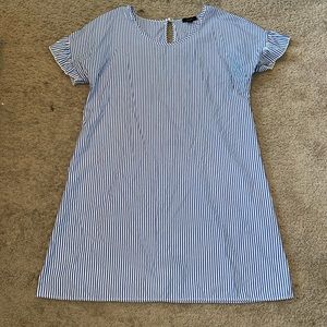 Pin stripe loose shift dress